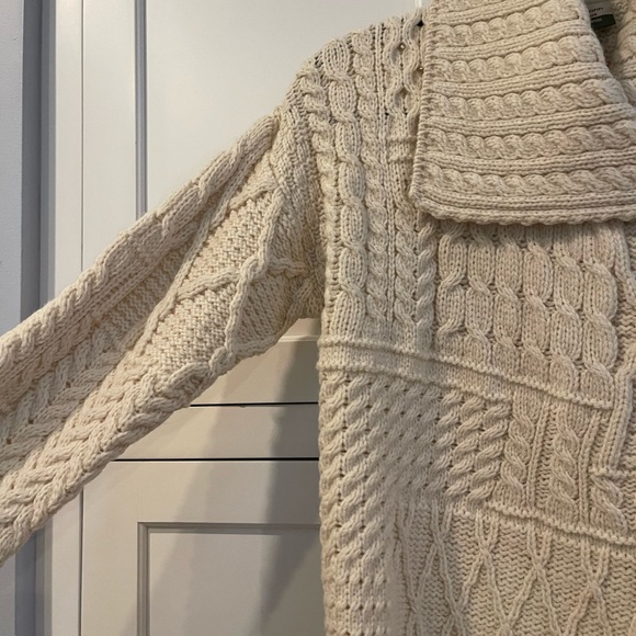 Irish Wool Asymmetrical Knit Cream Sweater Size M - Picture 5 of 15